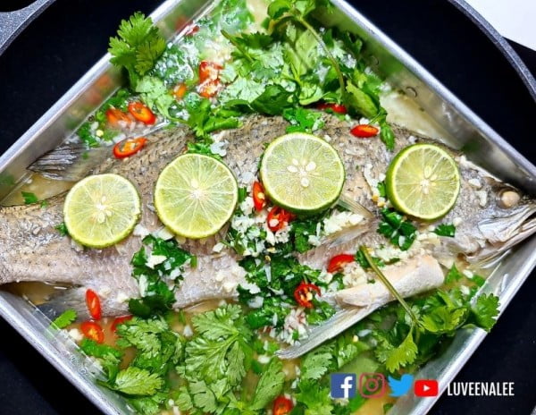 Thai Steamed Fish With Lime And Chilli Recipe - Luveena Lee